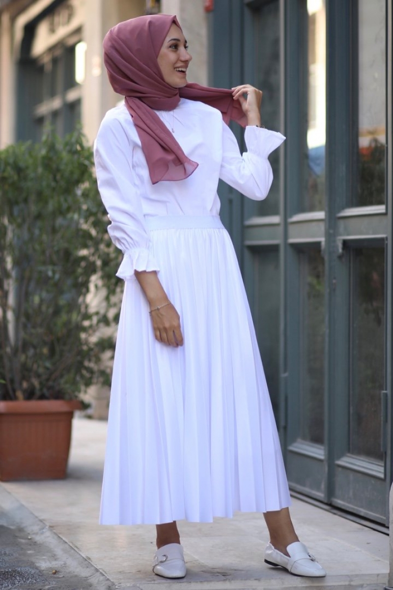 Linya Beyaz Etek Gömlek Kombin