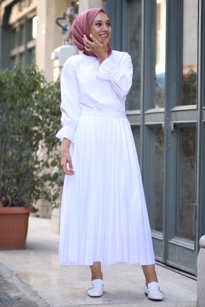 Linya Beyaz Etek Gömlek Kombin