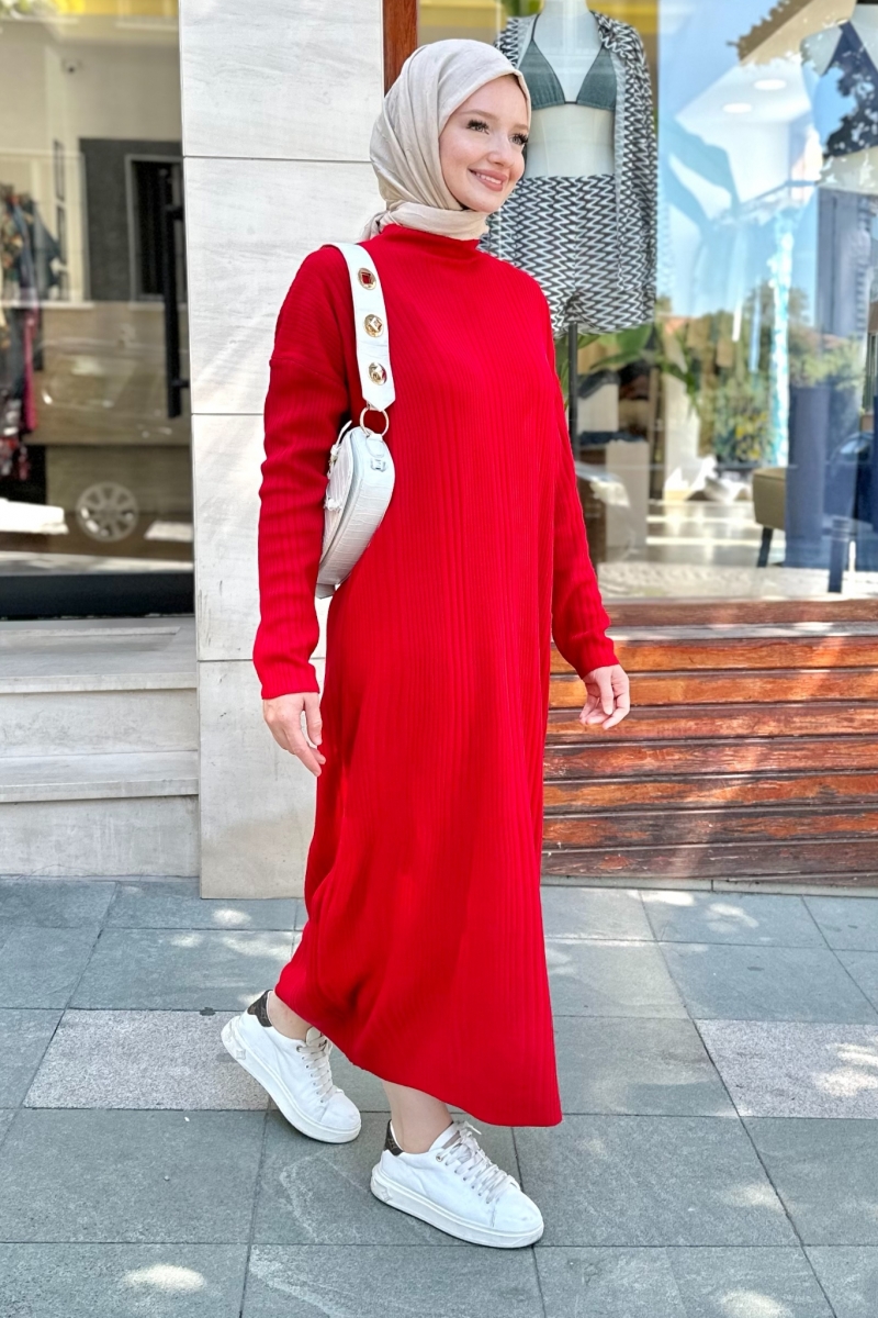 Mave Kırmızı Triko Elbise