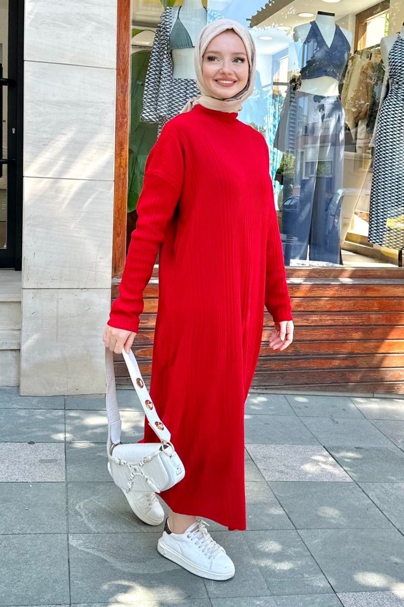 Mave Kırmızı Triko Elbise