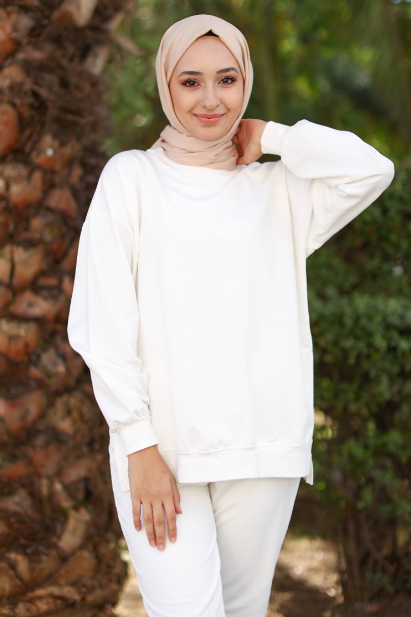 Melania Beyaz Takım