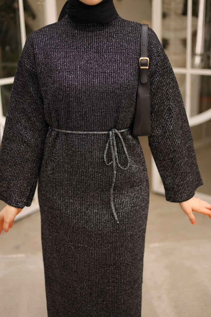 Mono Siyah Triko Elbise