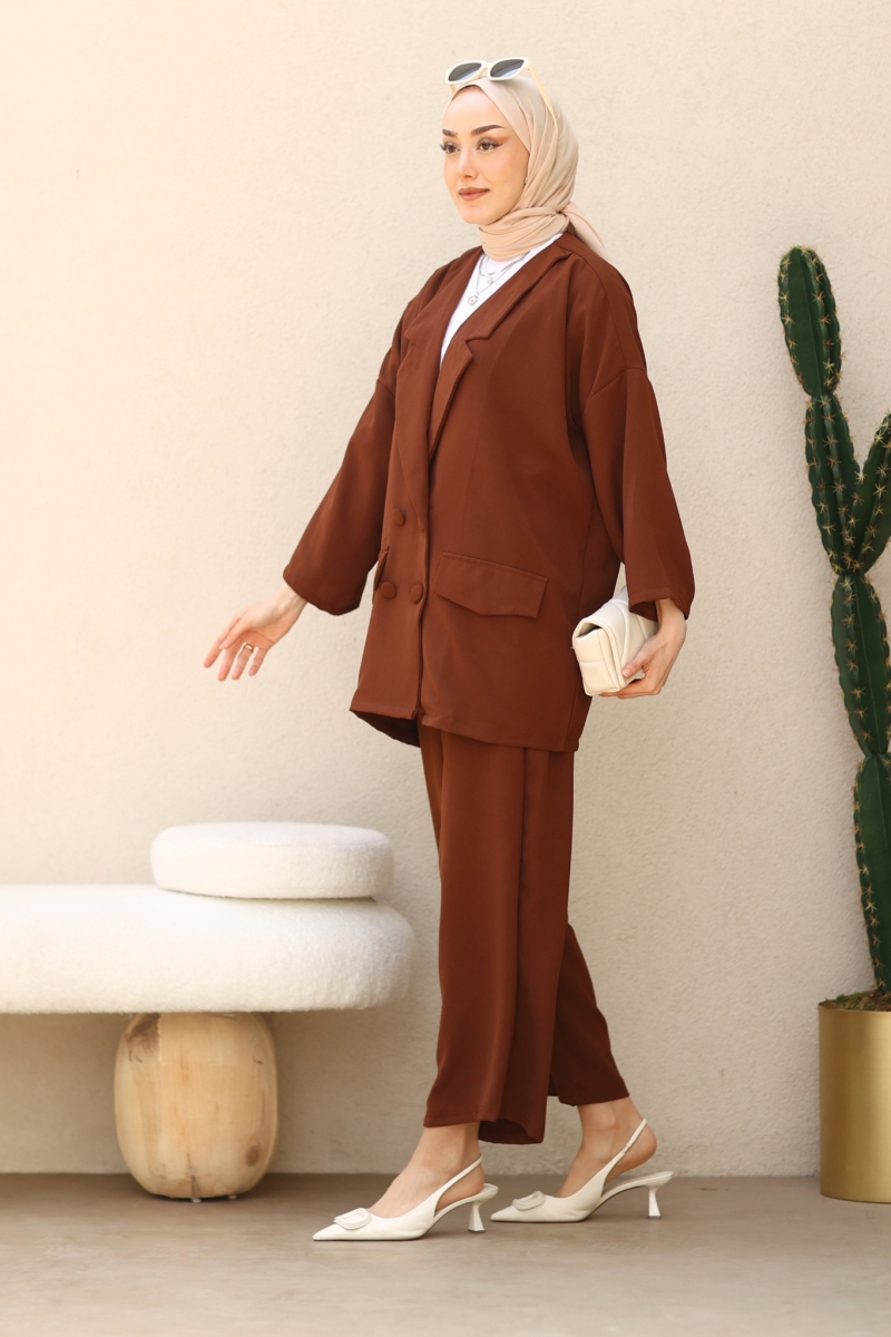 Mons Kahverengi Takım