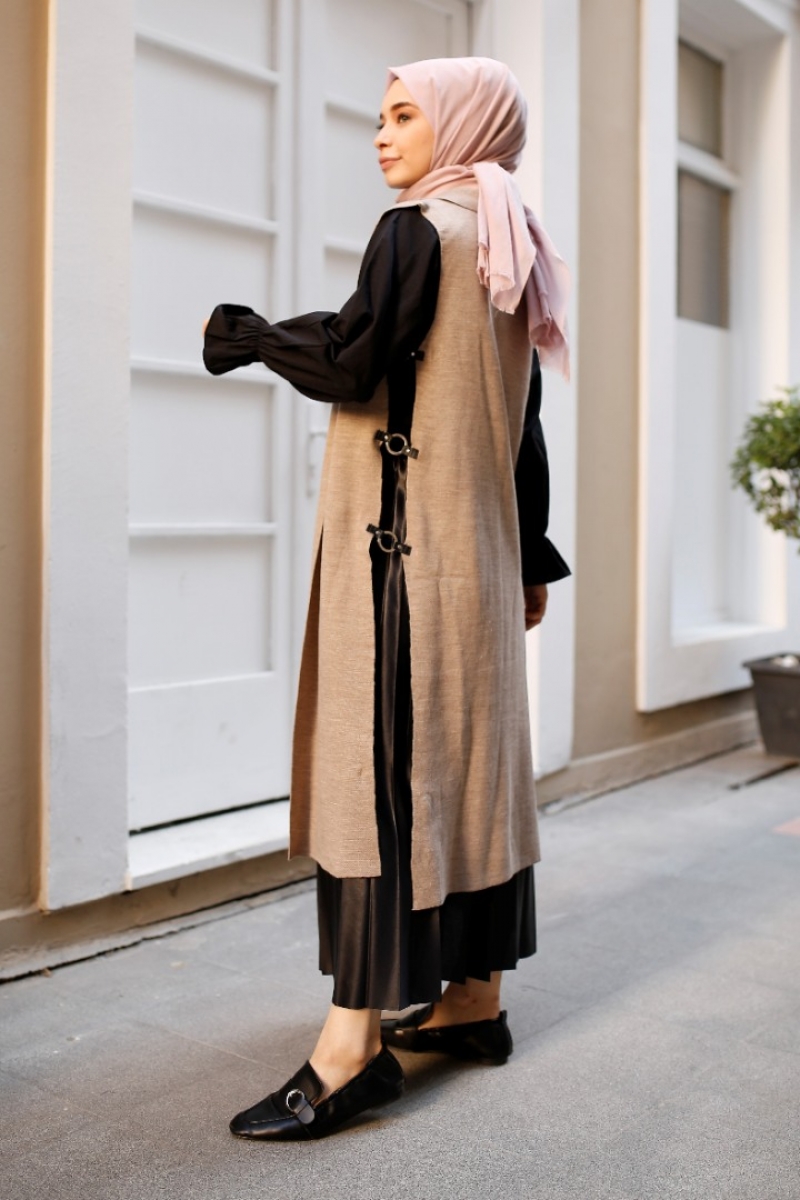 Natür Bej Triko Yelek