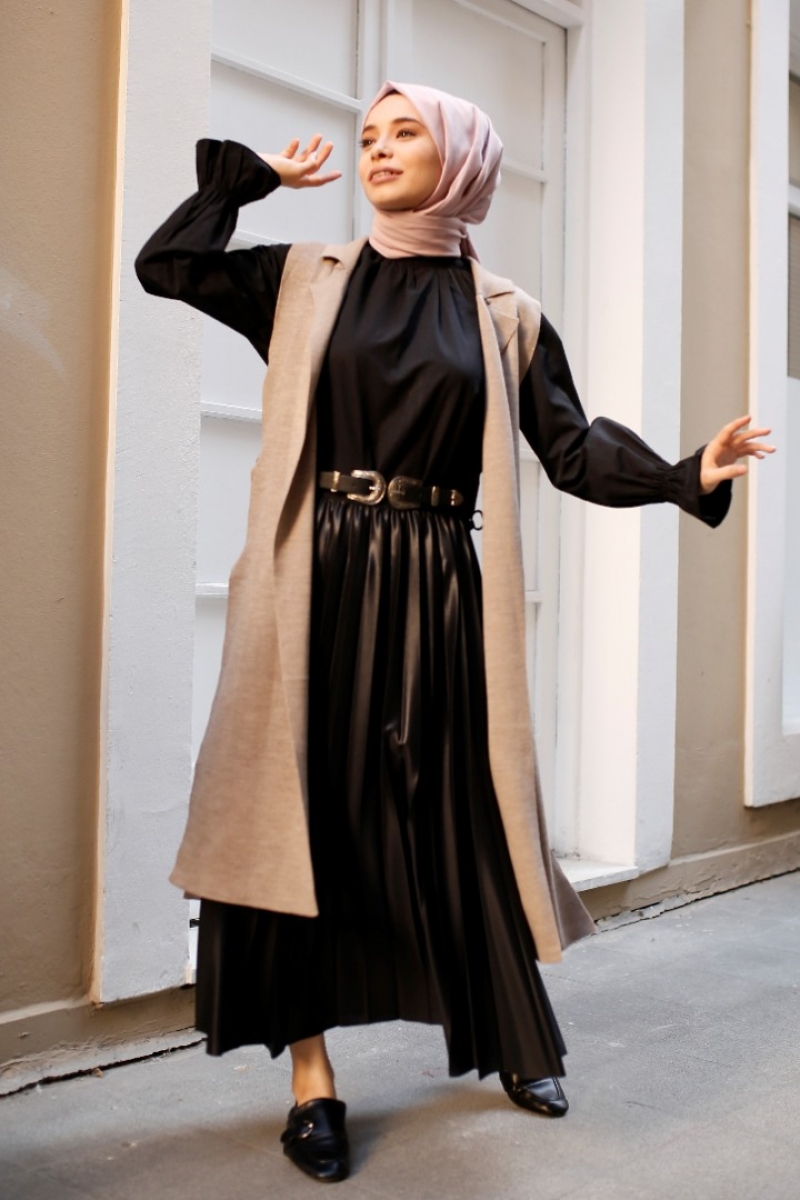 Natür Bej Triko Yelek