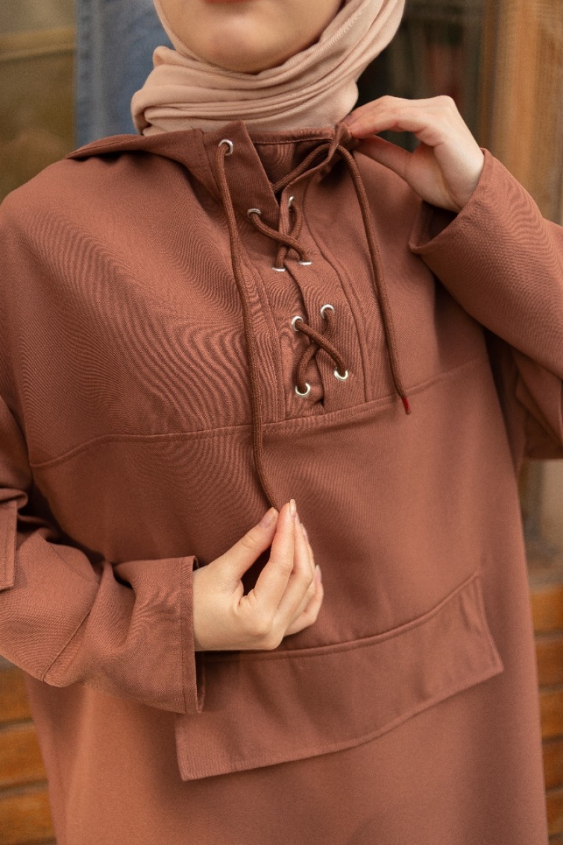 Piros Kahverengi Takım