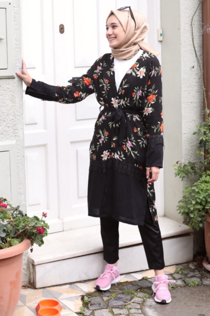 Rapsodi Siyah Kimono