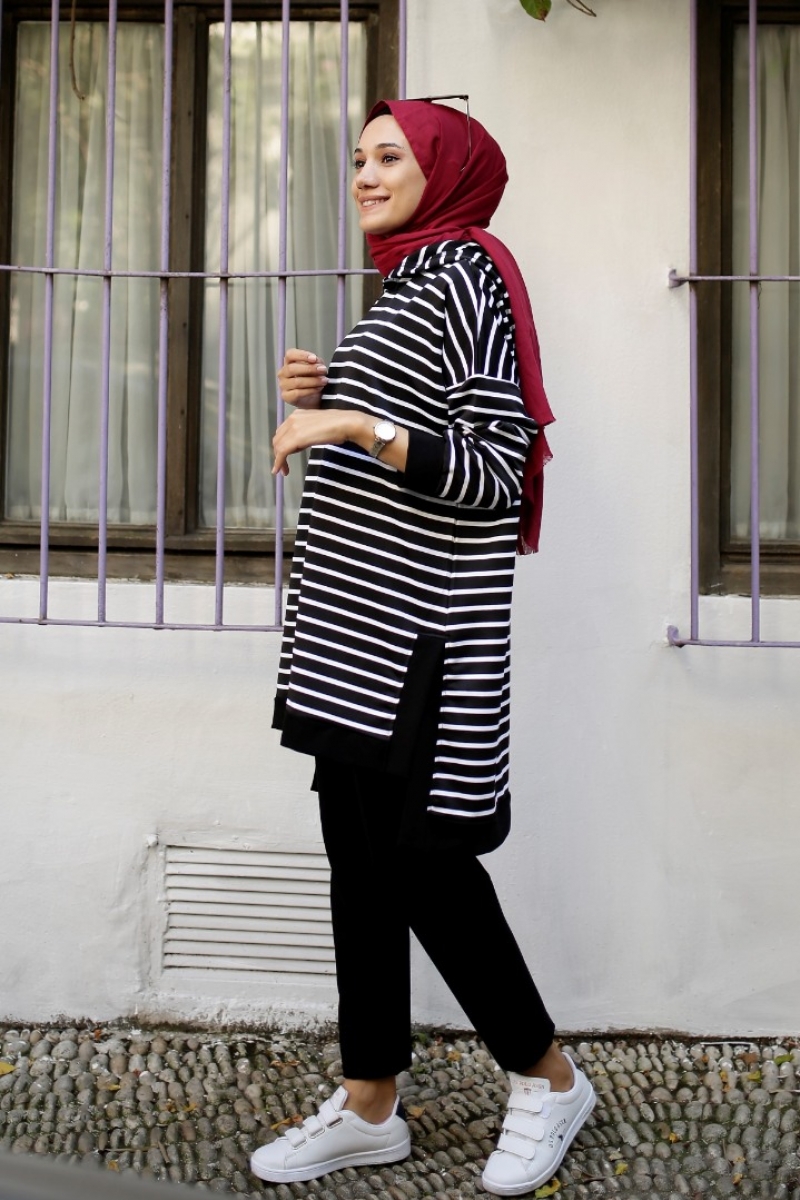 Really Siyah Spor Takım