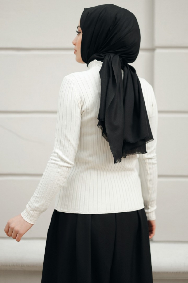 Reyna Krem Triko Badi