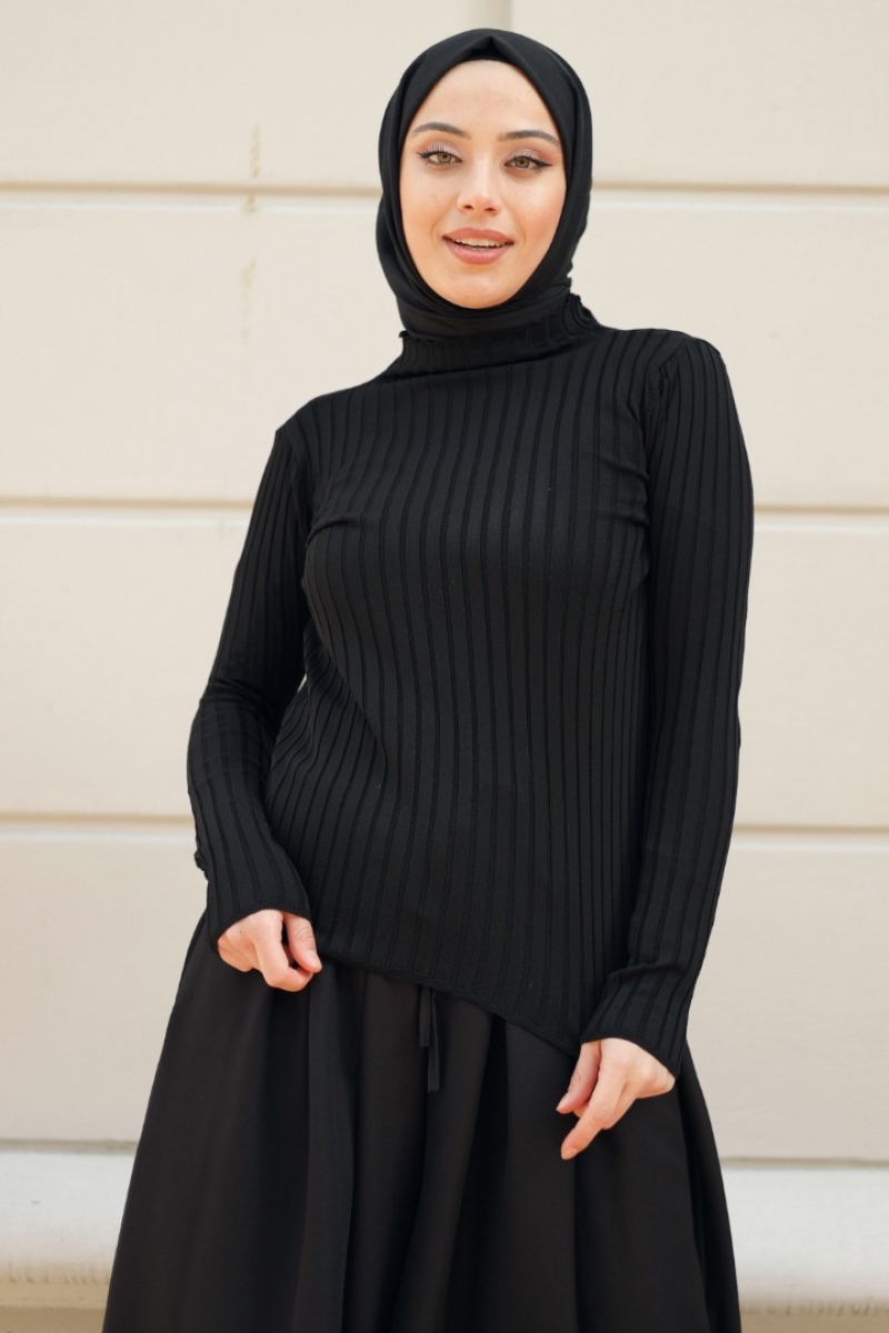 Reyna Siyah Triko Badi