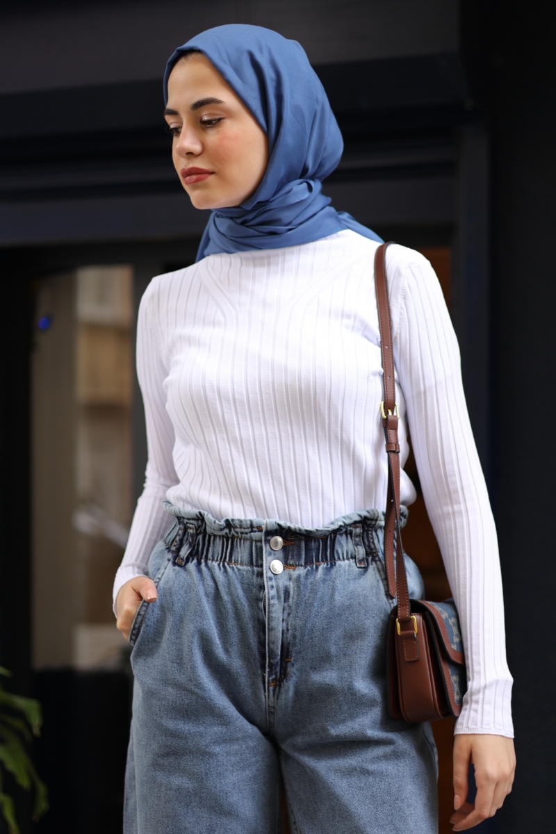 Reyna Beyaz Triko Badi