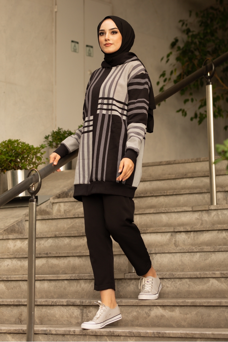 Roland Şeritli Siyah Sweat