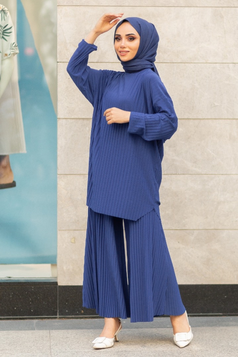 Romela Saks Mavisi Takım