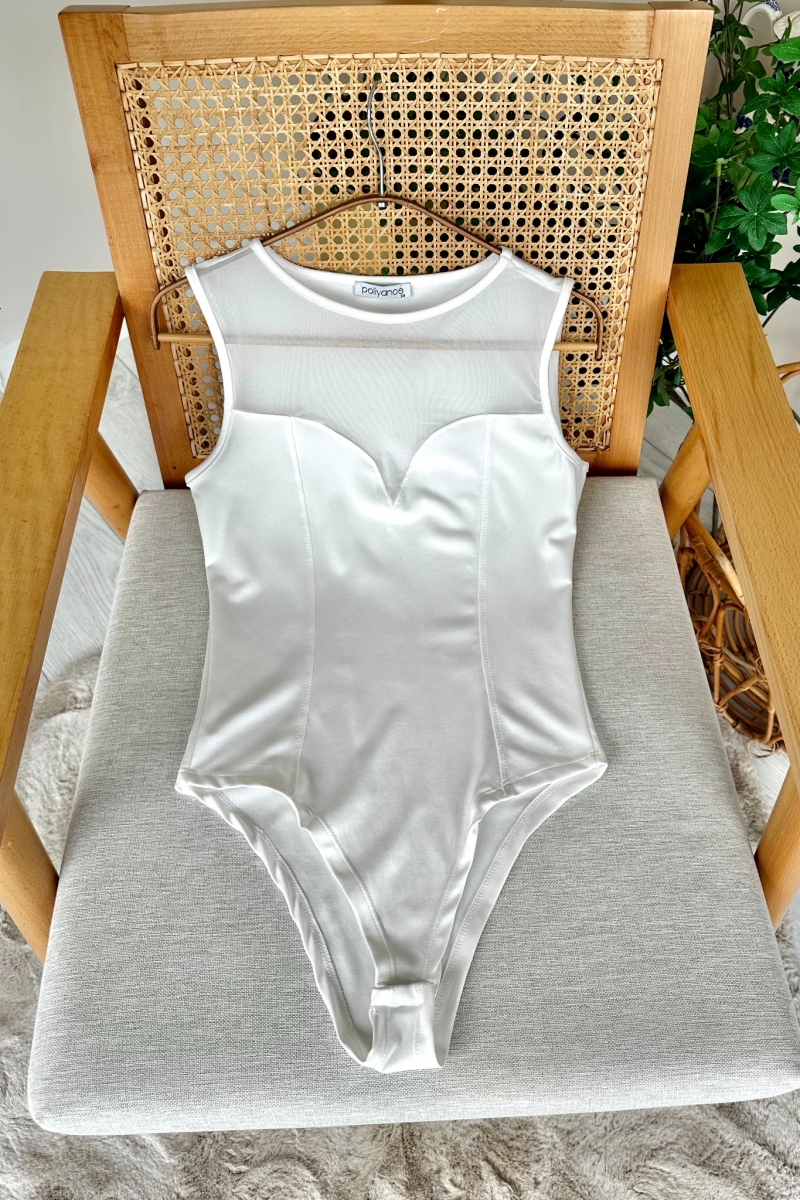 Runa Beyaz Çıtçıtlı Bluz