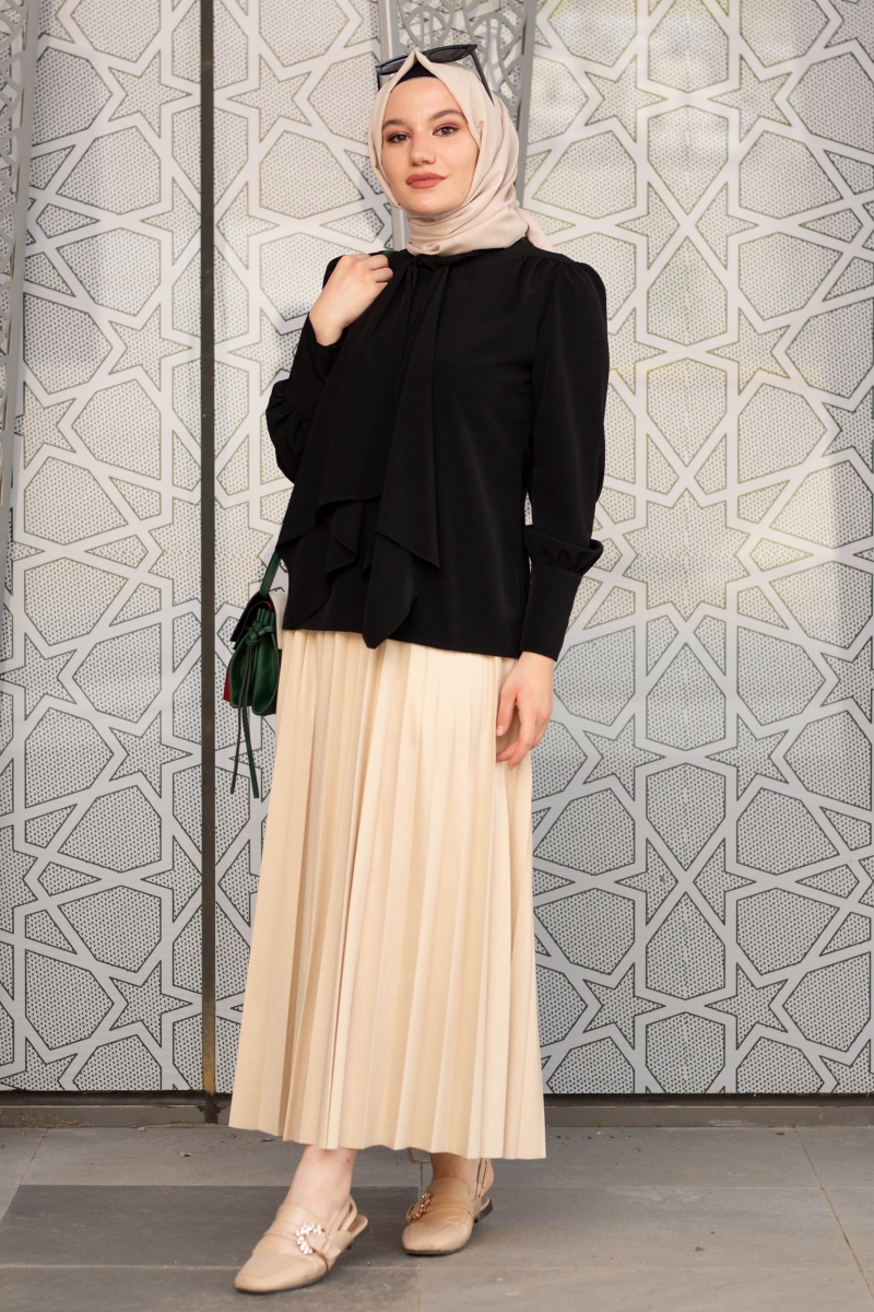 Sarmaşık Siyah Gömlek