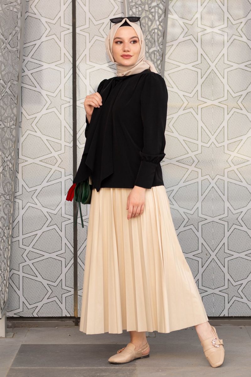 Sarmaşık Siyah Gömlek