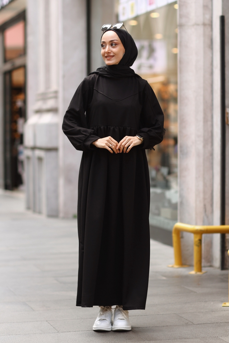 Sura Siyah Elbise
