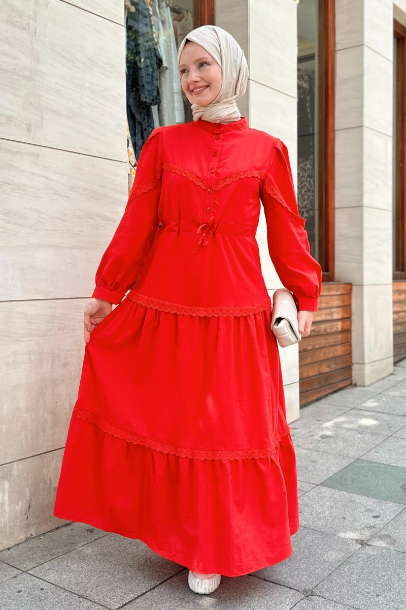 Umay Kırmızı Elbise
