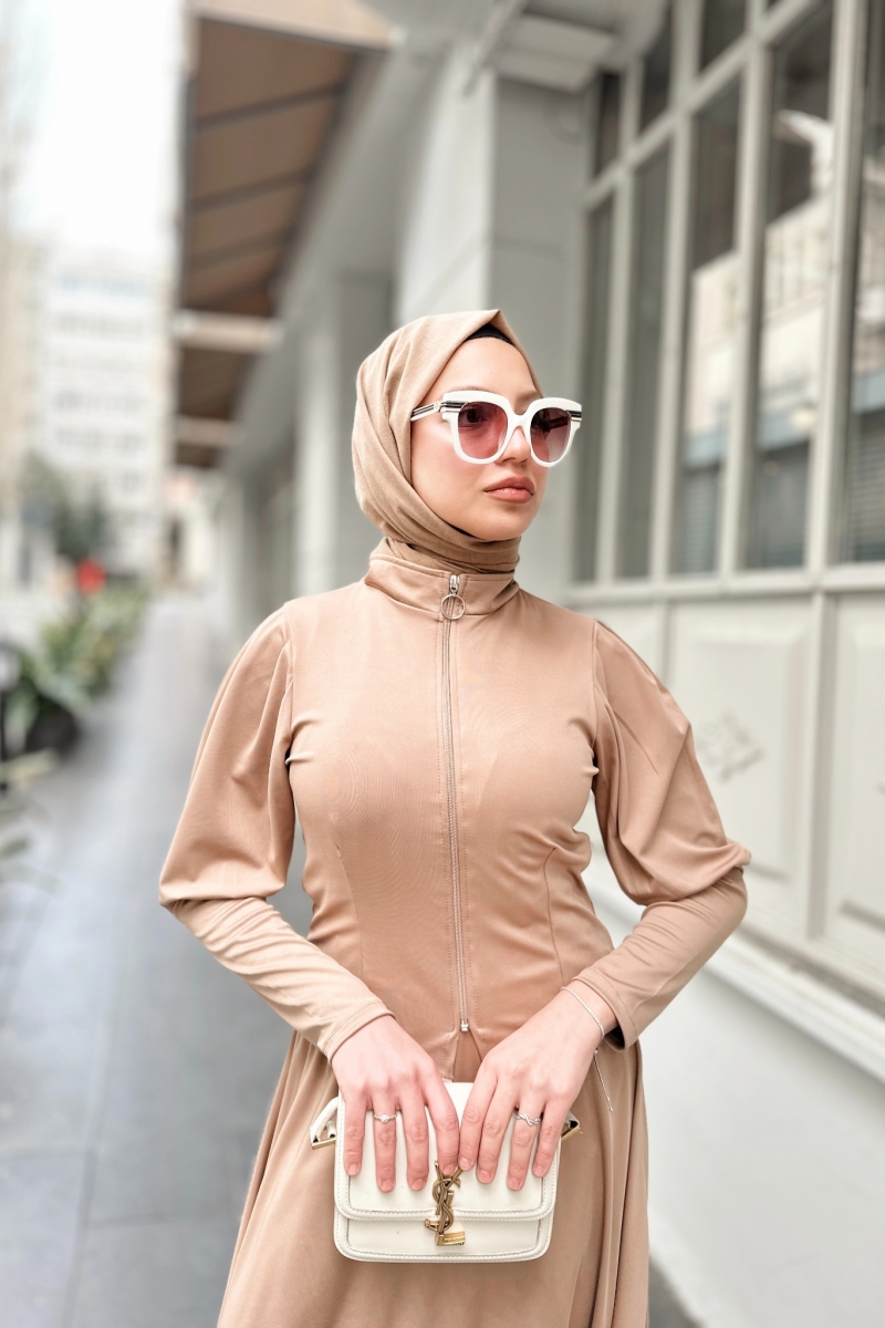 Valeria Camel Scuba Takım