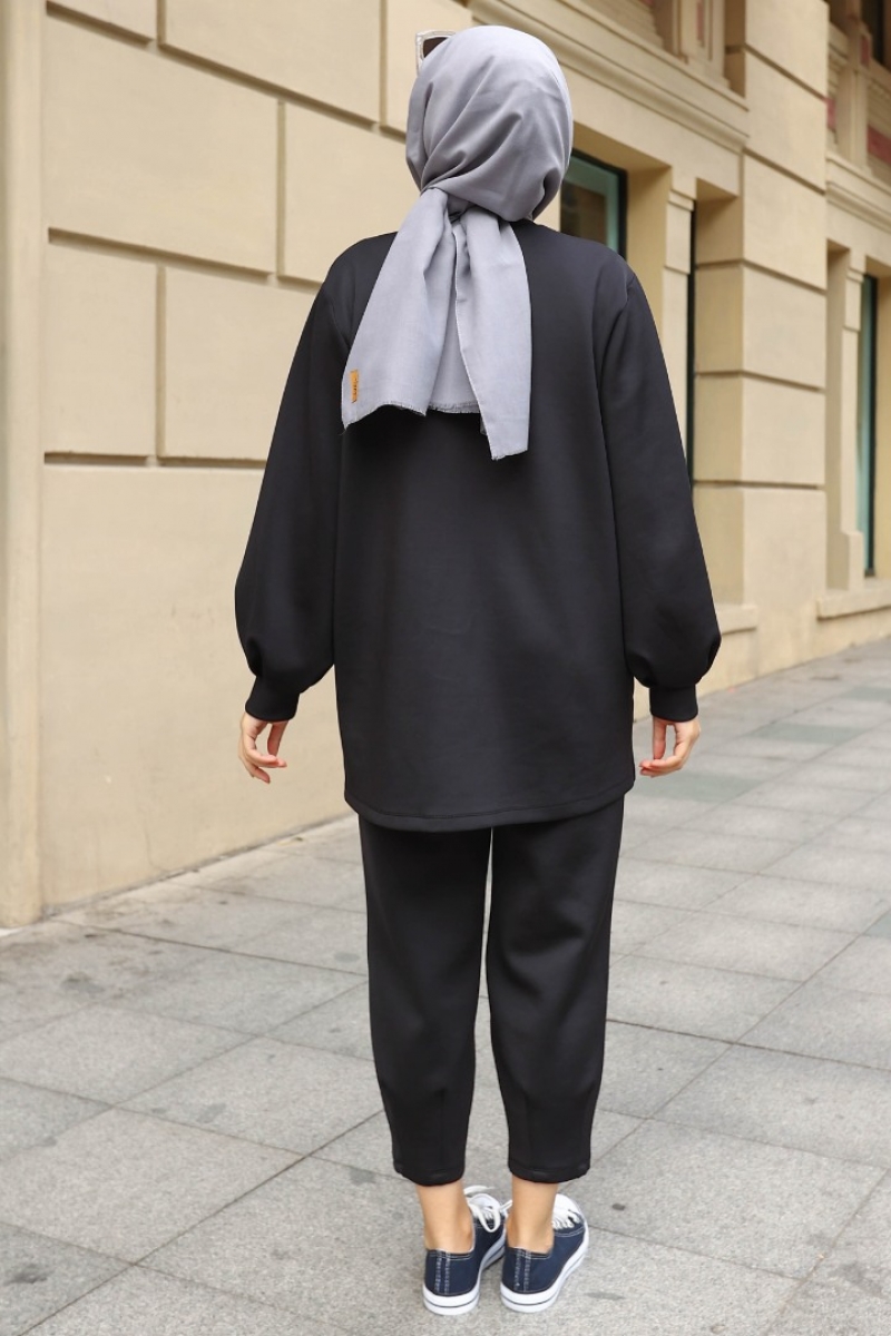 Yoshino Siyah Takım