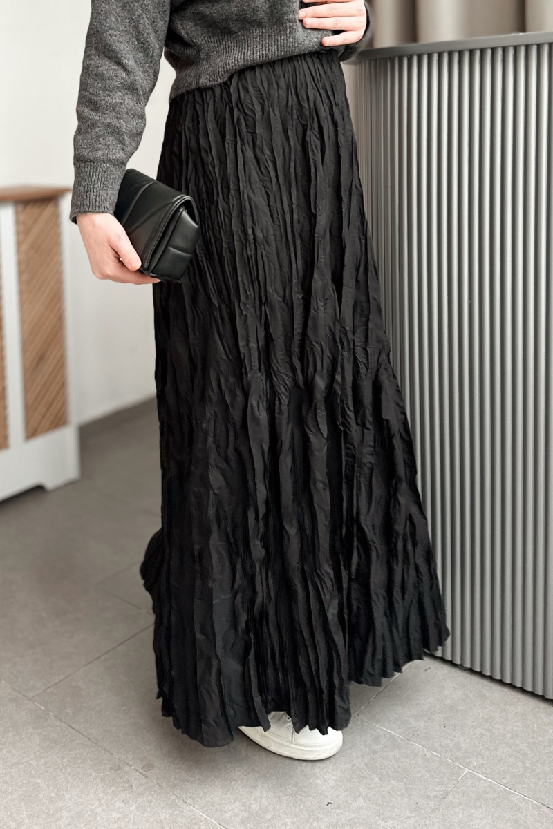 Yulya Kırışık Siyah Etek