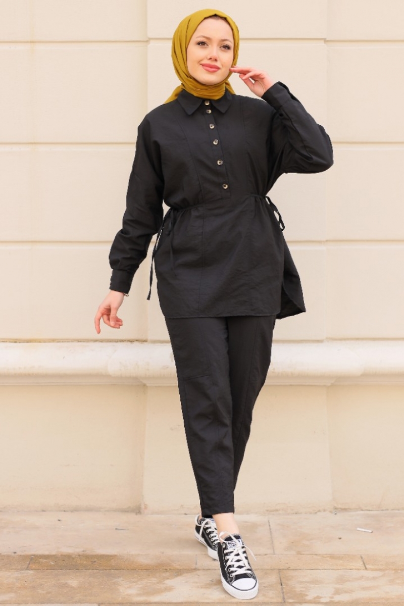 Yusra Siyah Takım
