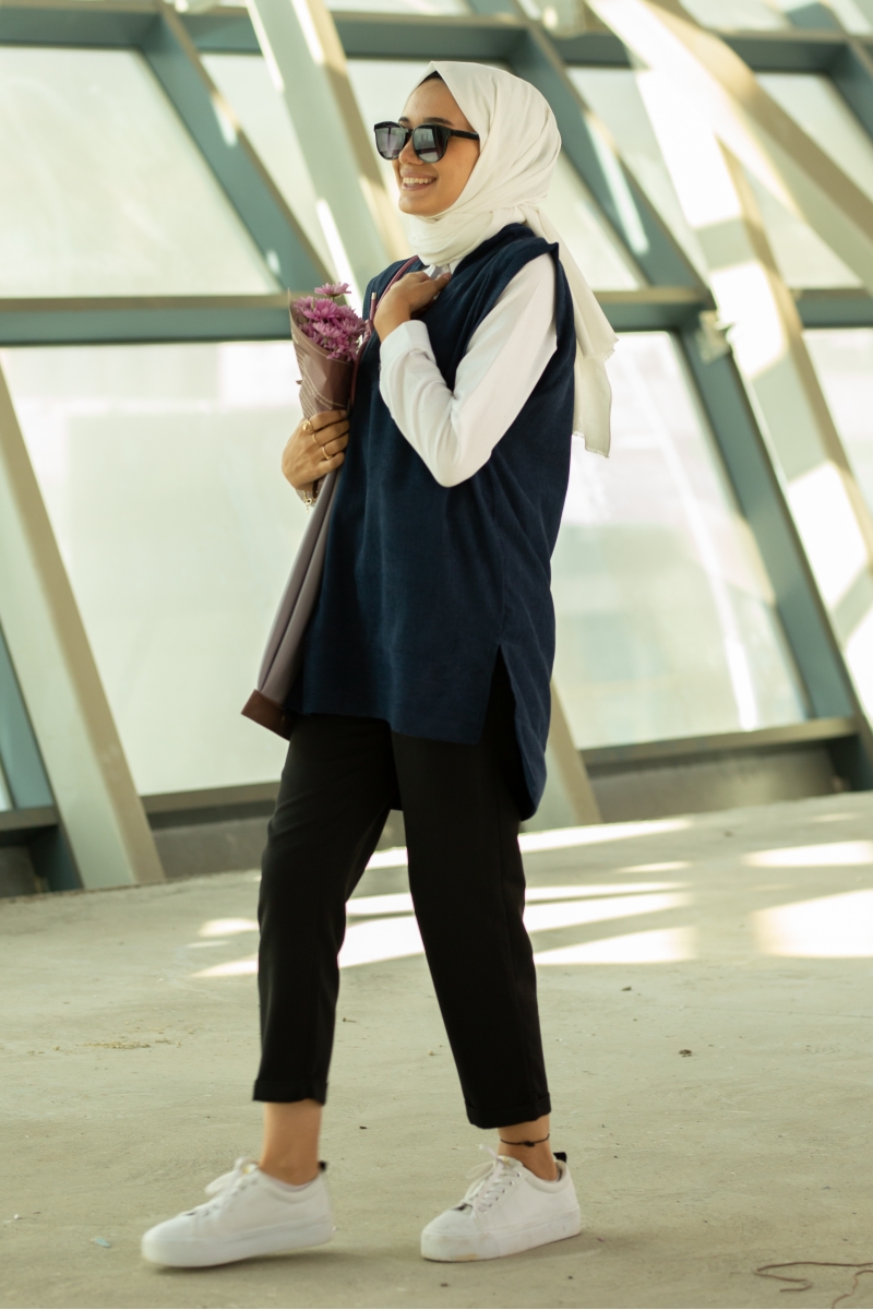 Yıldız Lacivert Süveter