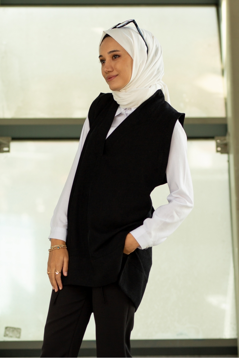 Yıldız İkili Siyah Kombin