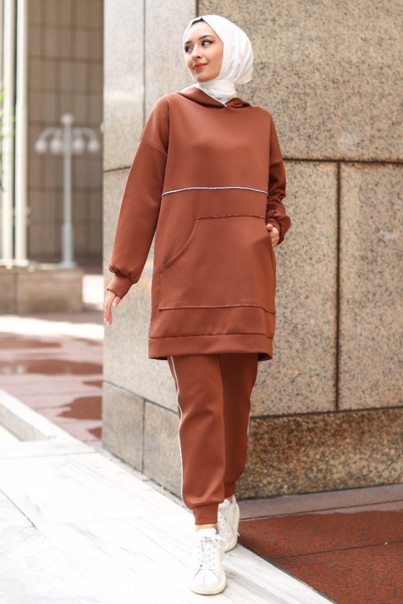 Aleksi Kahverengi Takım