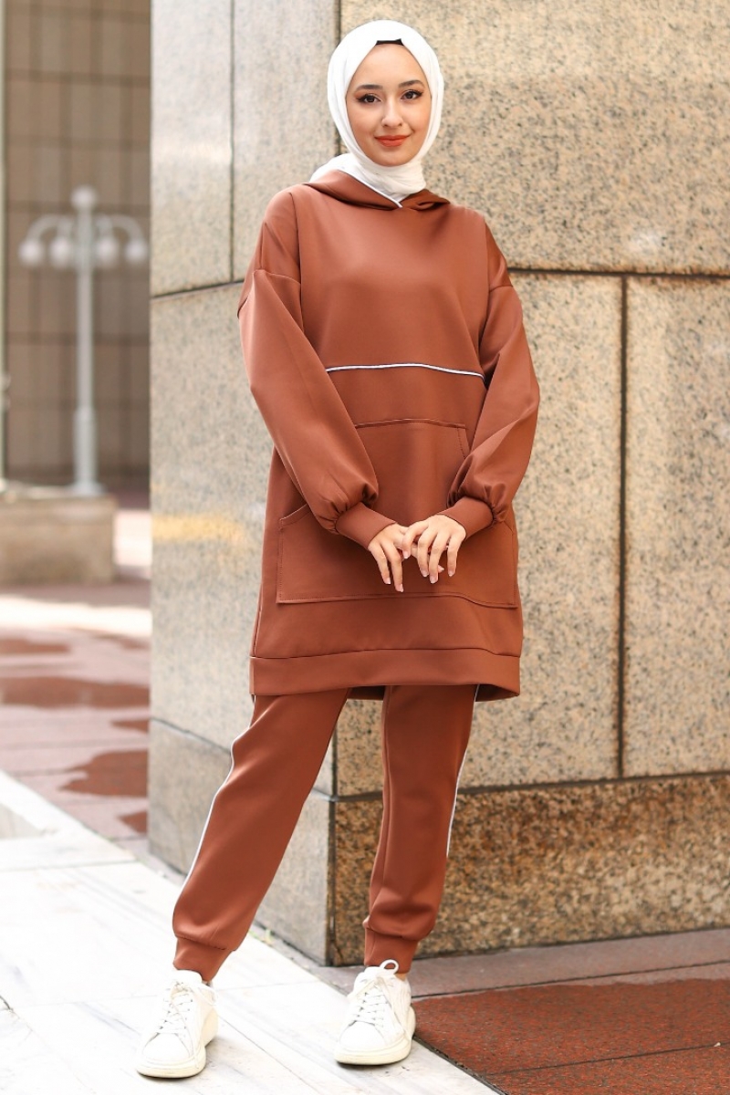 Aleksi Kahverengi Takım