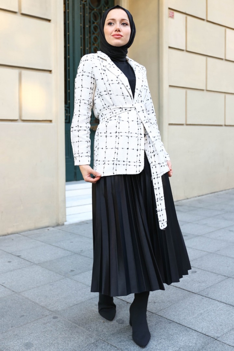 Anora Beyaz Tüvit Ceket