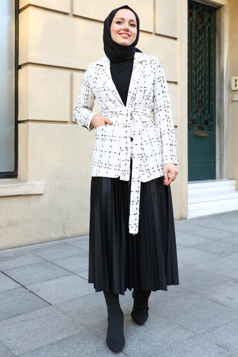 Anora Beyaz Tüvit Ceket