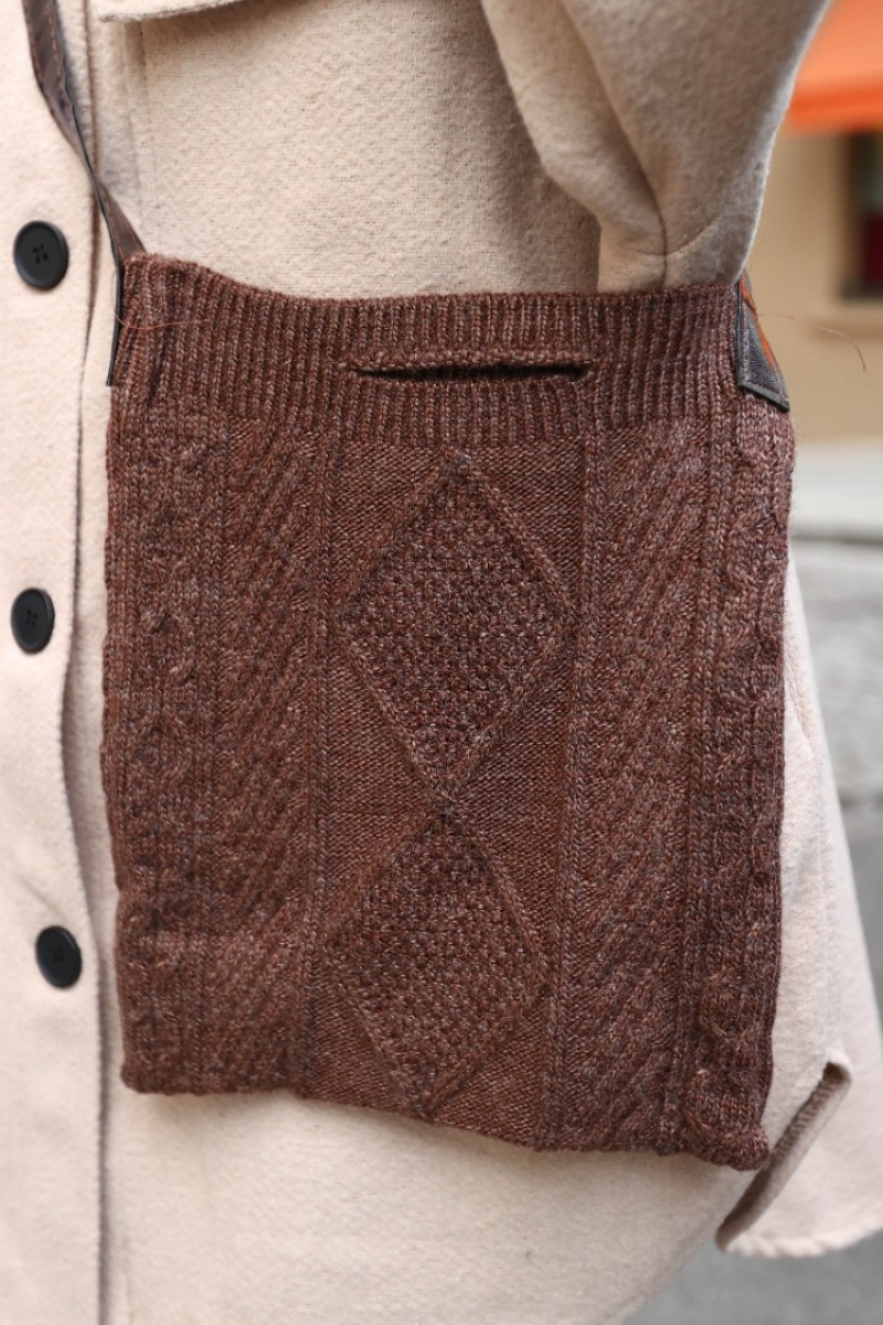 Marika Kahverengi Triko Çanta