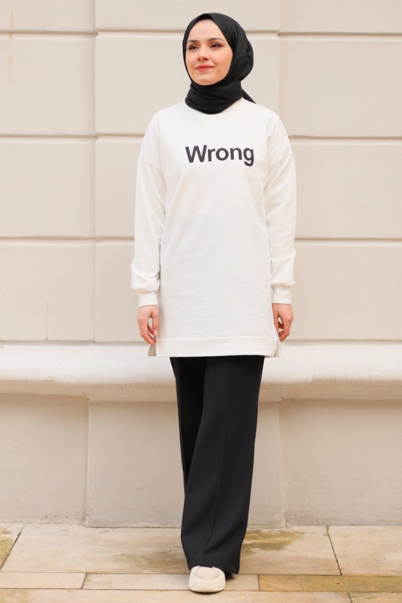 Wrong Beyaz Sweat