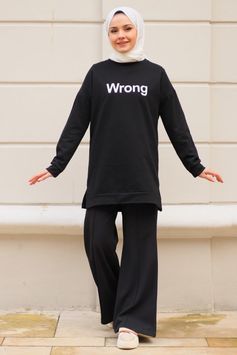 Wrong Siyah Sweat